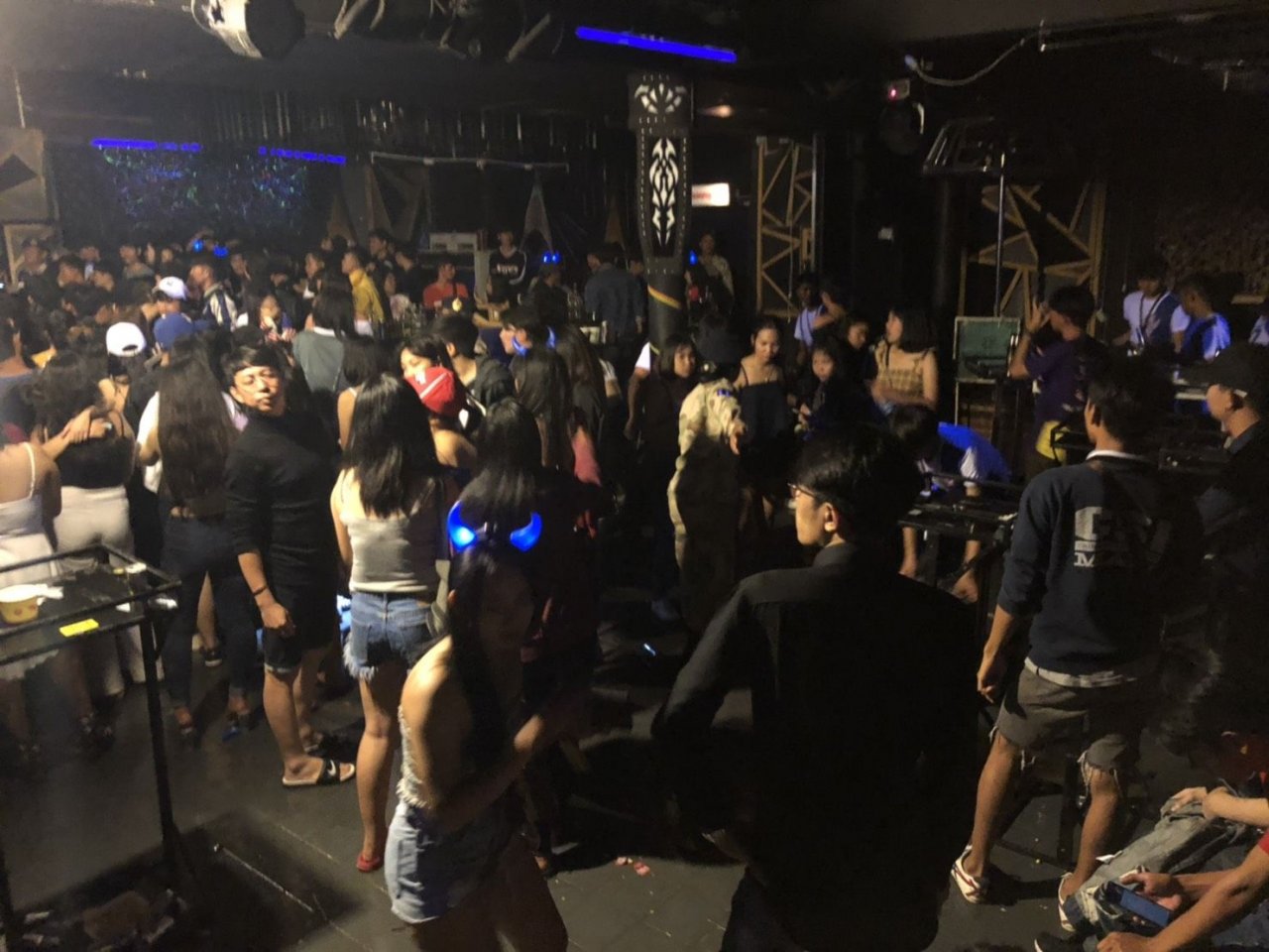 159 UNDERAGE DRINKERS @ UDON THANI PUB RAID